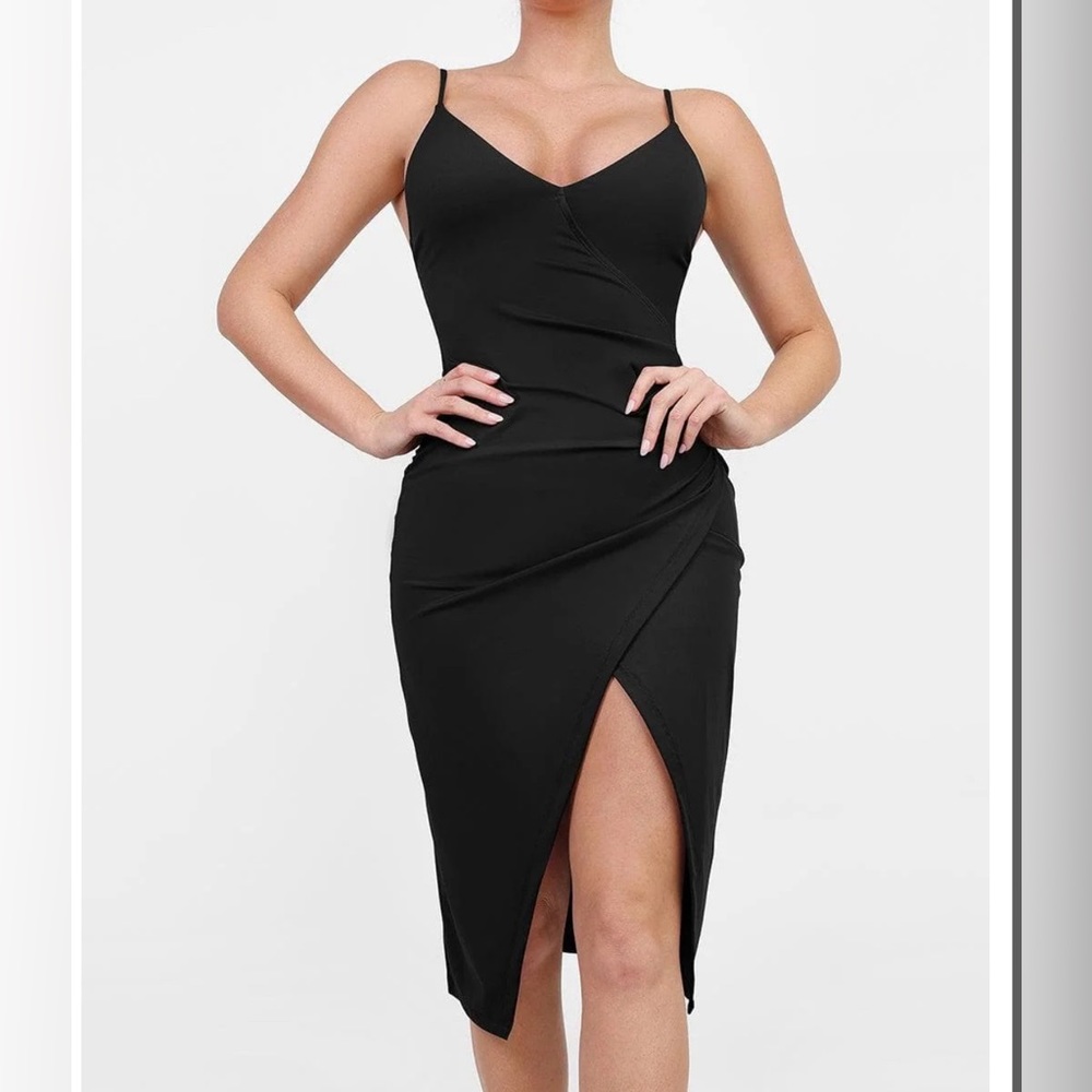 Popilush Built In Shapewear Slip V-Neck MIDI Dress